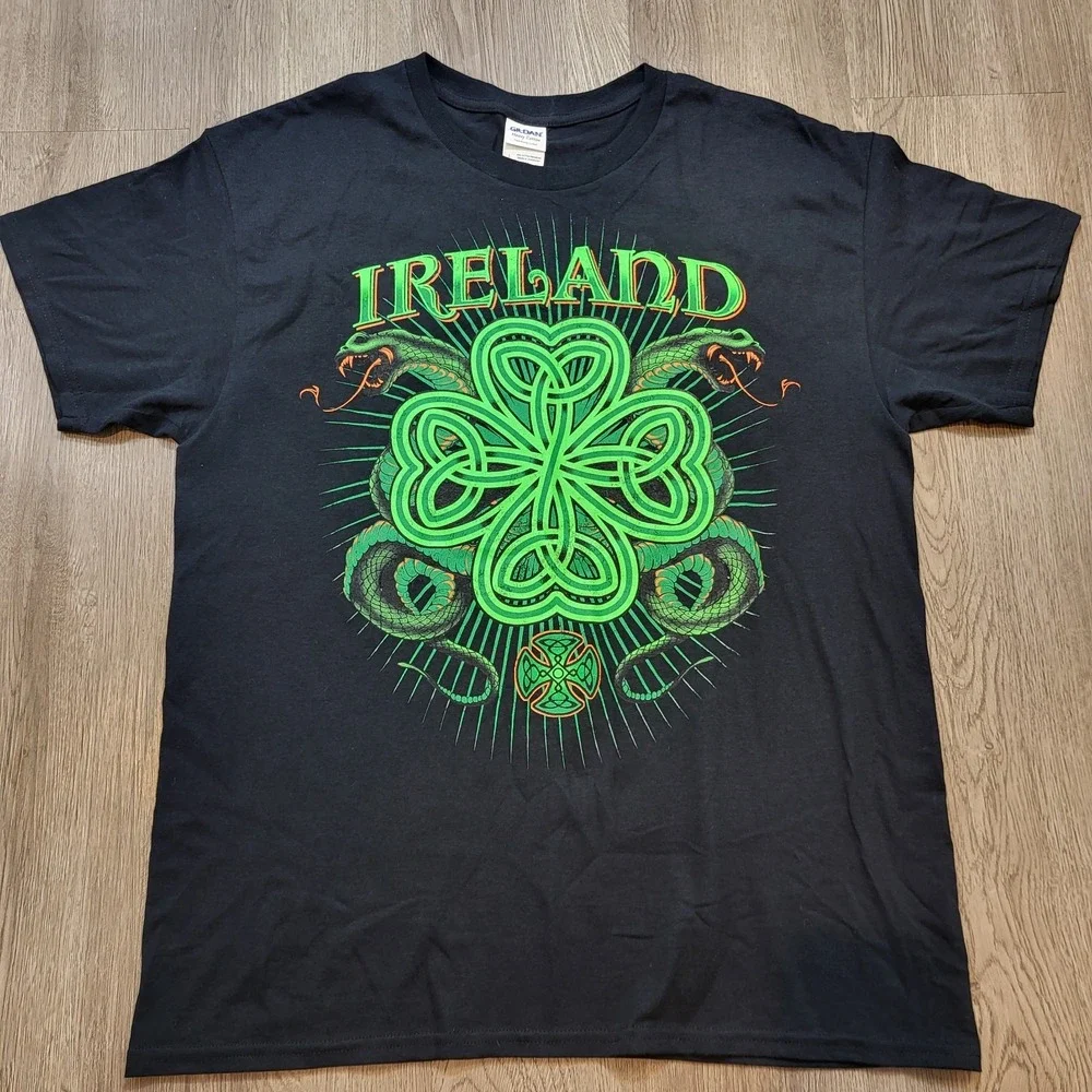 Gildan Heavy Cotton Ireland T-shirt Snakes Graphic‎ Designed Size Large