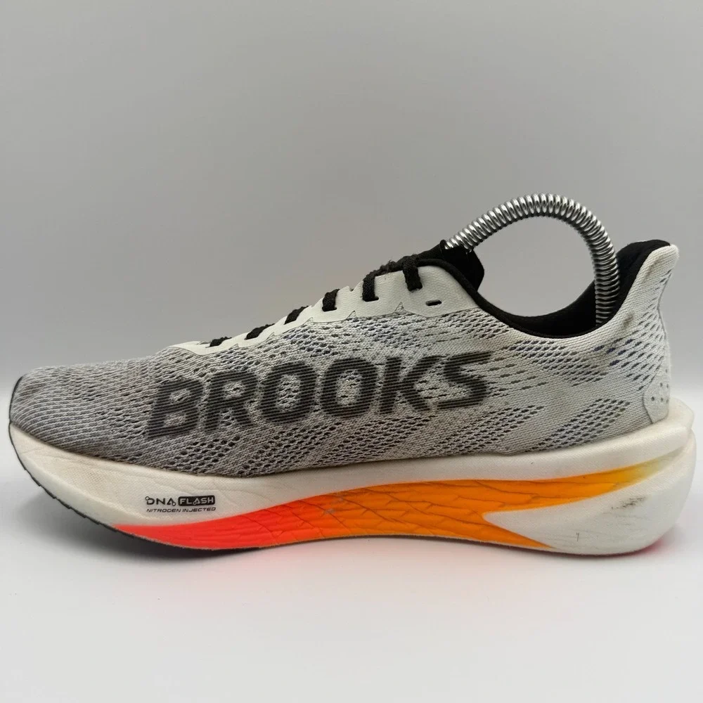 Brooks Hyperion‎ Max 2 Womens Size 9 White Orange Athletic Running Shoes Sneaker