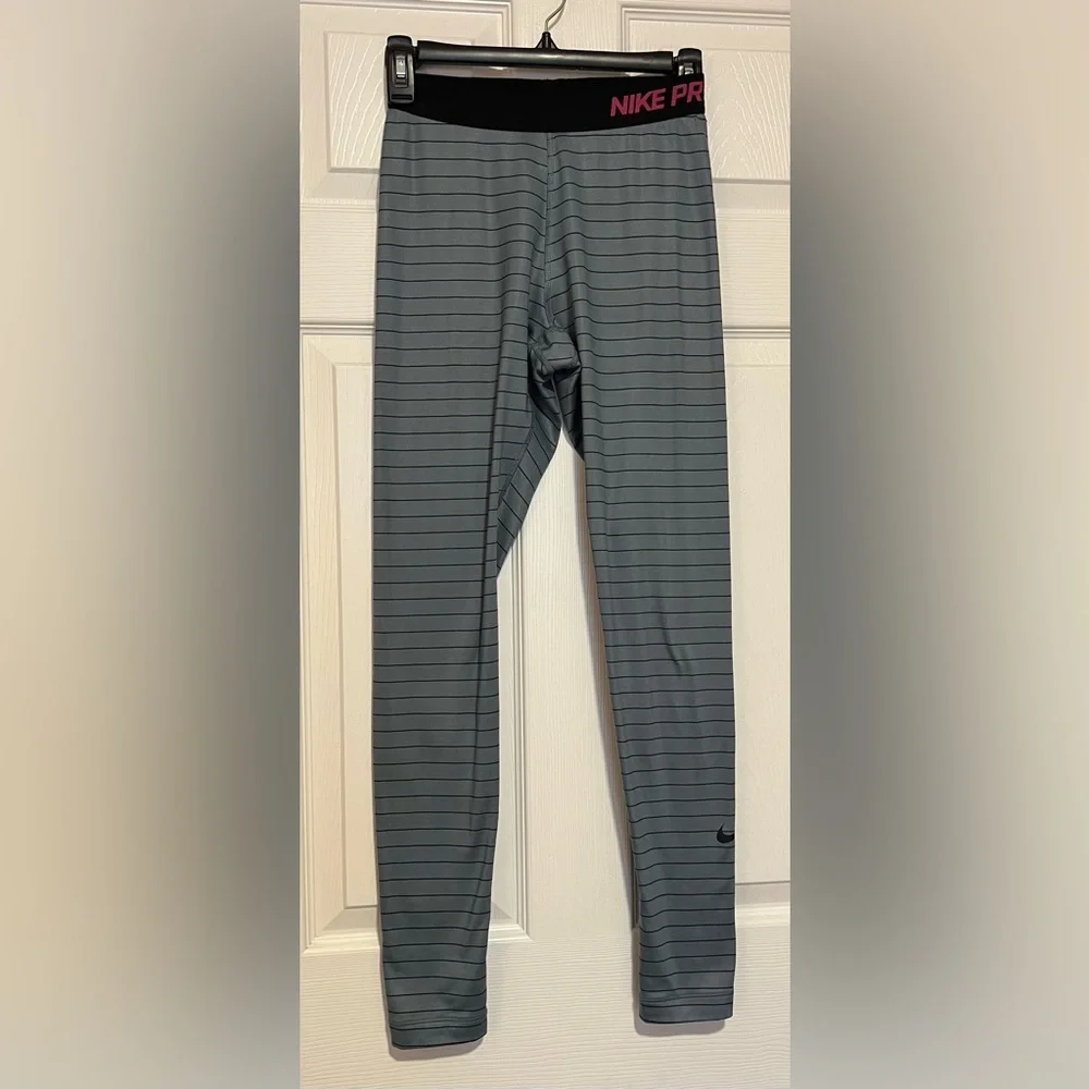 Nike excellent gently