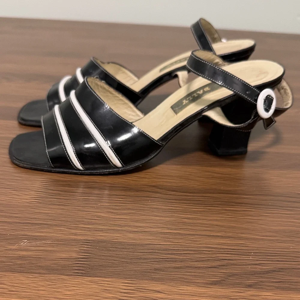 Bally chic black