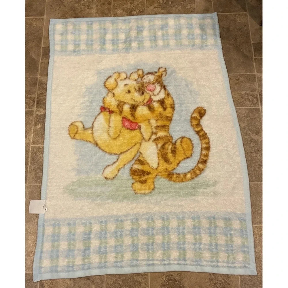 Disney Winnie The Pooh Tigger Plush Throw Blanket Plaid Y2K‎