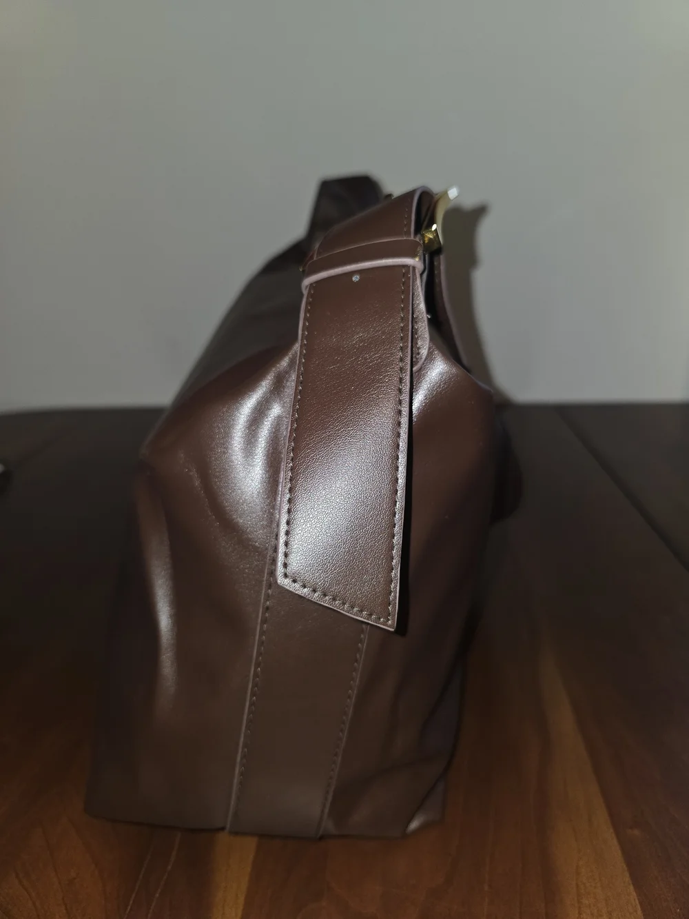 adornia simple details