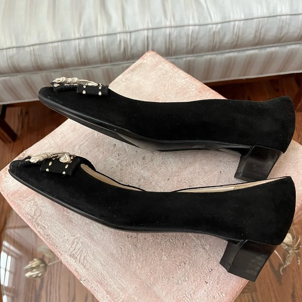 Salvatore Ferragamo lovely classic