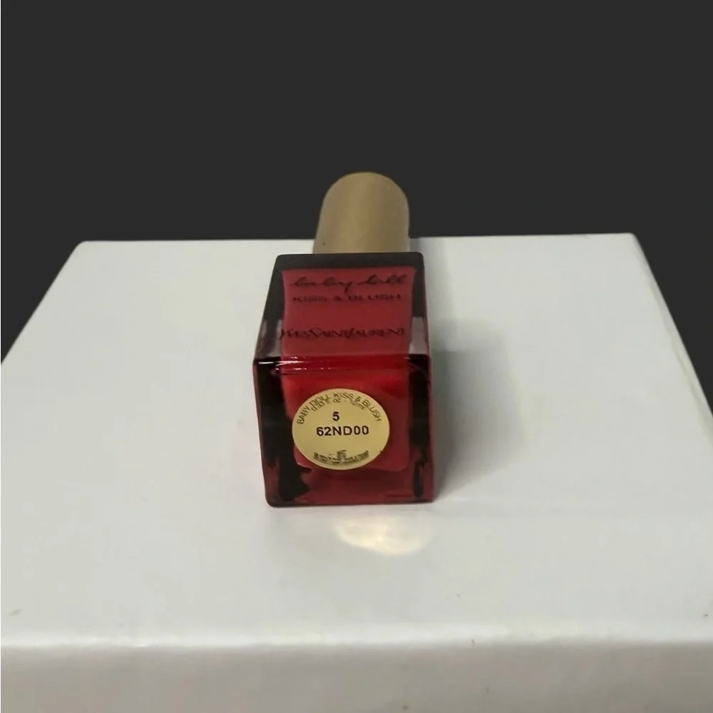 Yves Saint Laurent dual use