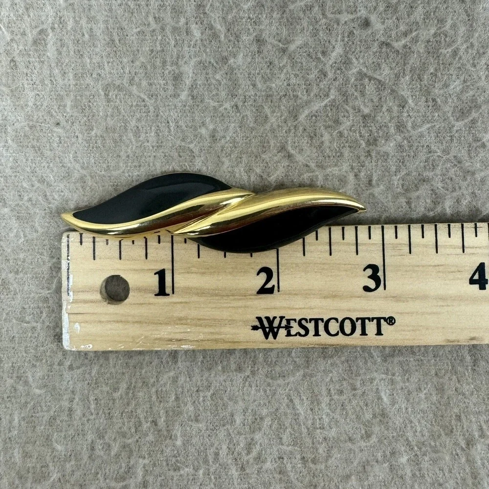 Monet Bar Brooch Womens Black Gold Tone Twisted Ribbon‎ Art Deco Vintage Pin