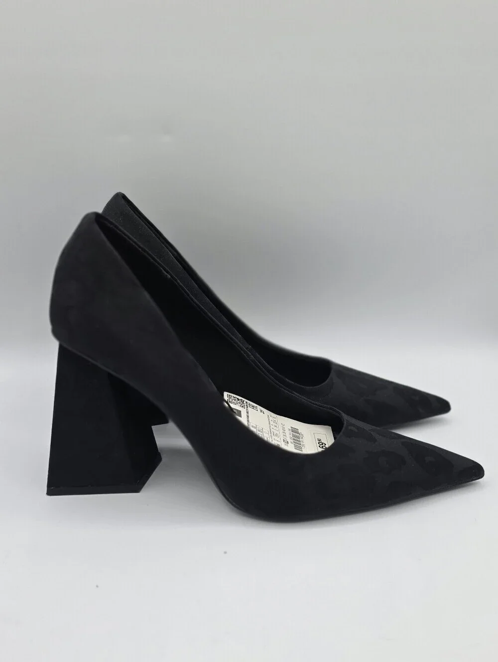 Zara classic black