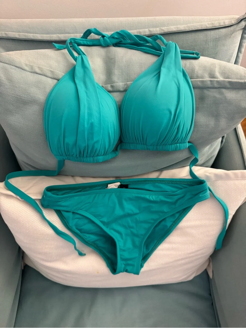 Turquoise Bikini Top size 10 *