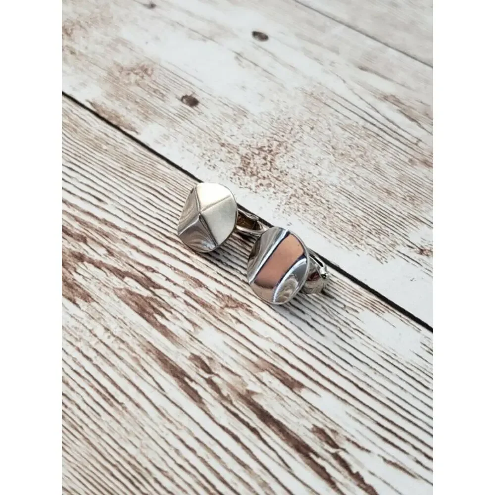 Vintage clip earrings