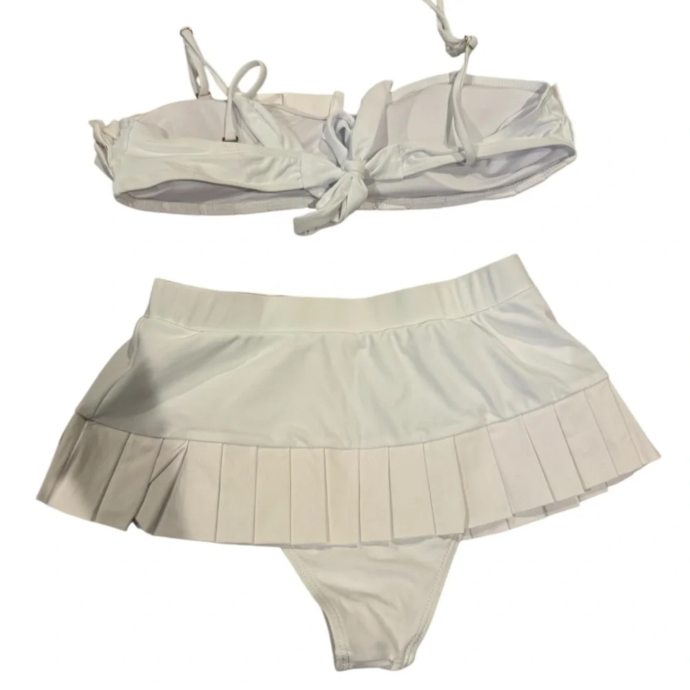White‎ Pleated Bikini Set with pads
