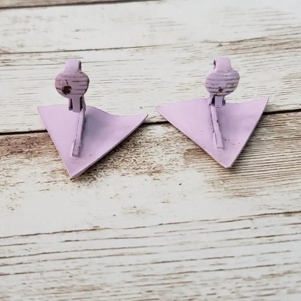 Vintage clip earrings