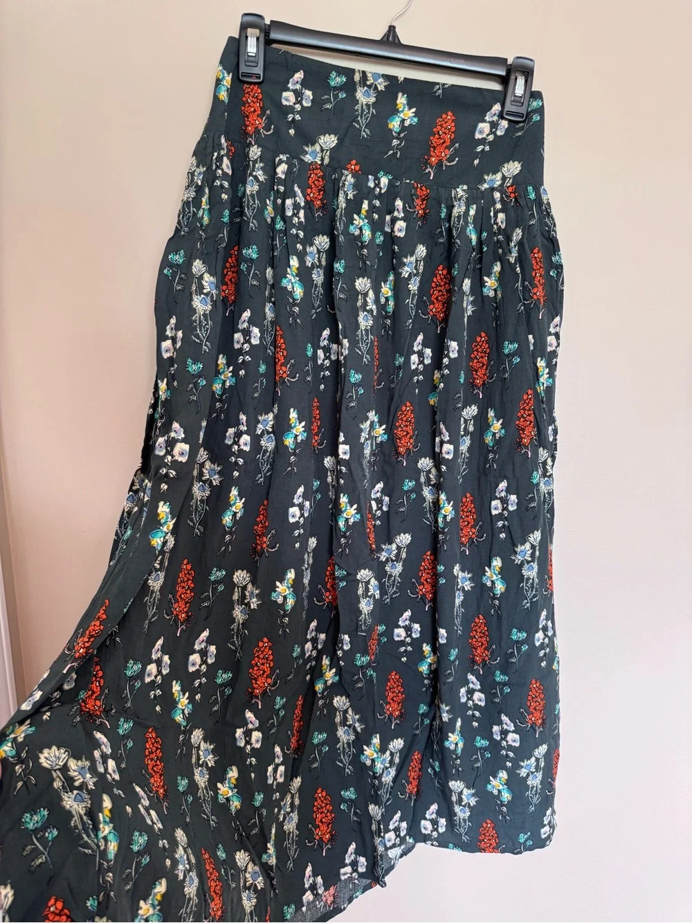 Natural Life Addie Midi Skirt in Charcoal Floral Print