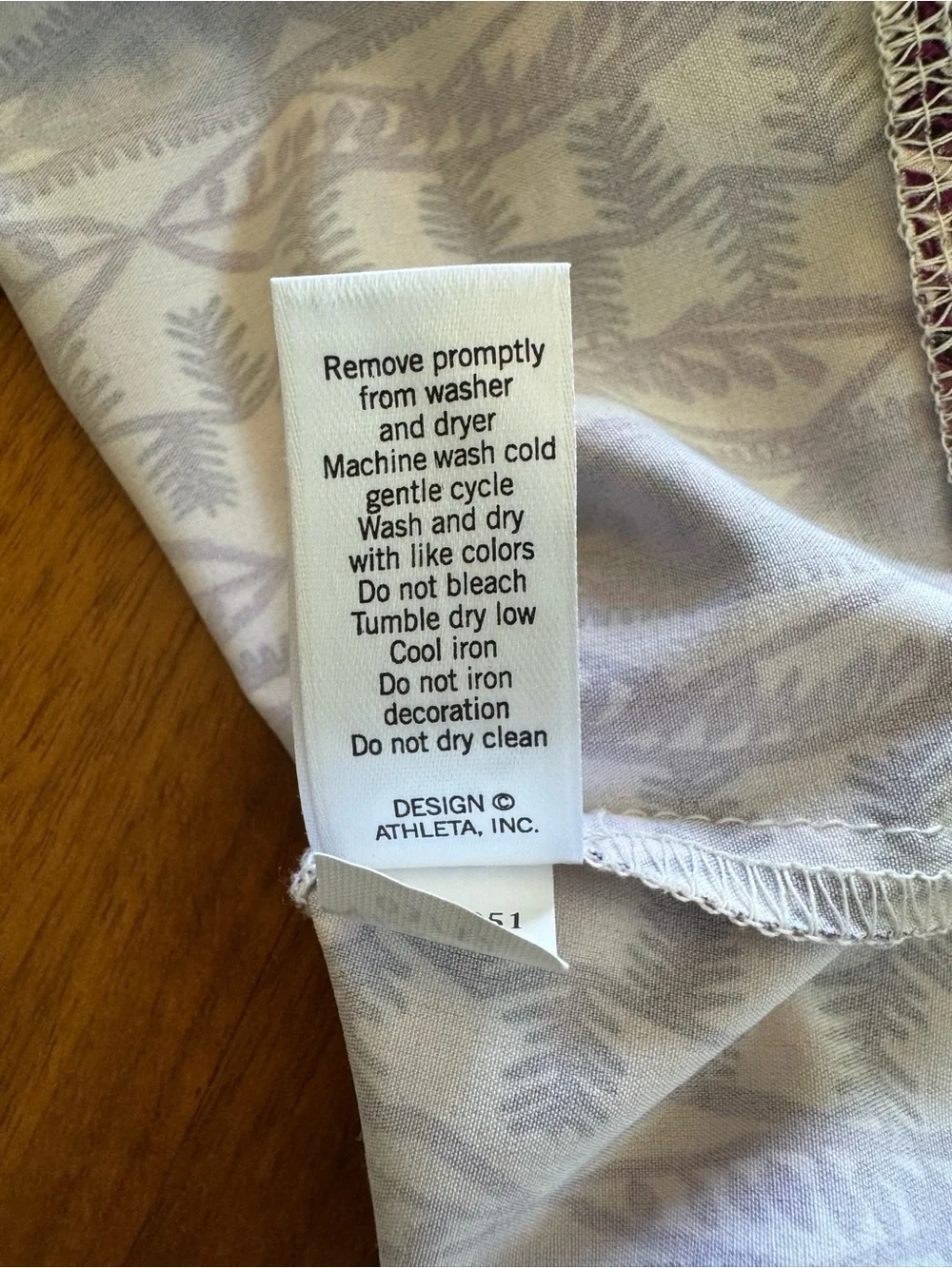 Athleta lightweight easy