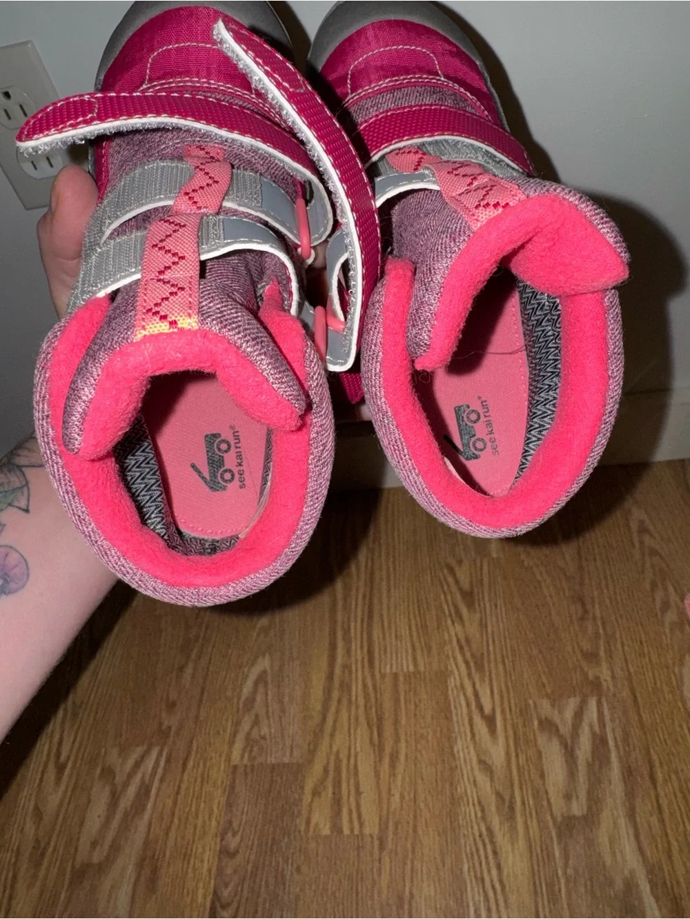 See Kai Run wear velcro pet