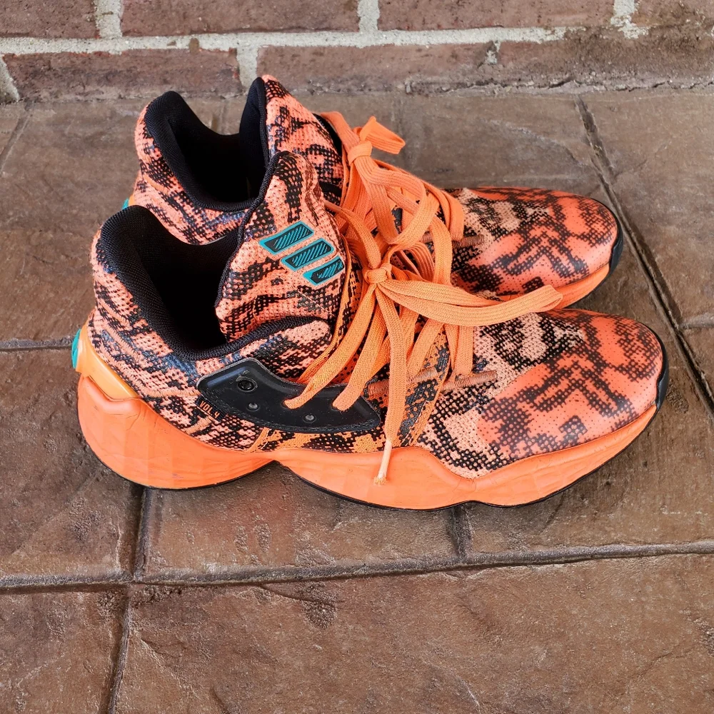 Adidas • James Harden Vol 4 Basketball Shoes
