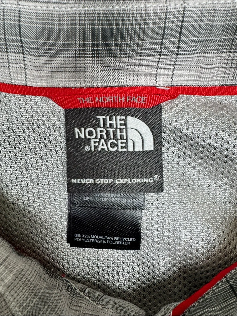 The North Face Black White Plaid Short Sleeve Button Down Men’s L