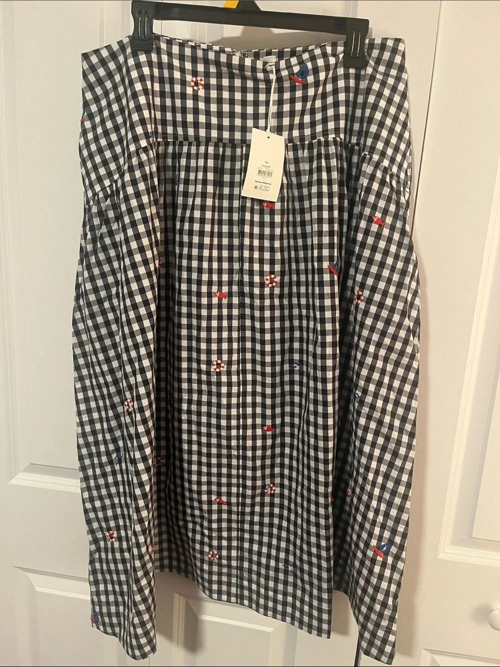 Women’s navy blue and white gingham skirt with embroidery