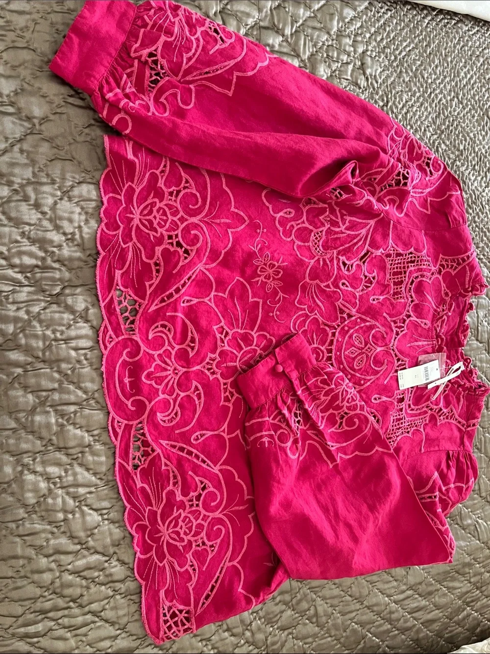 Anthropologie blouse vibrant