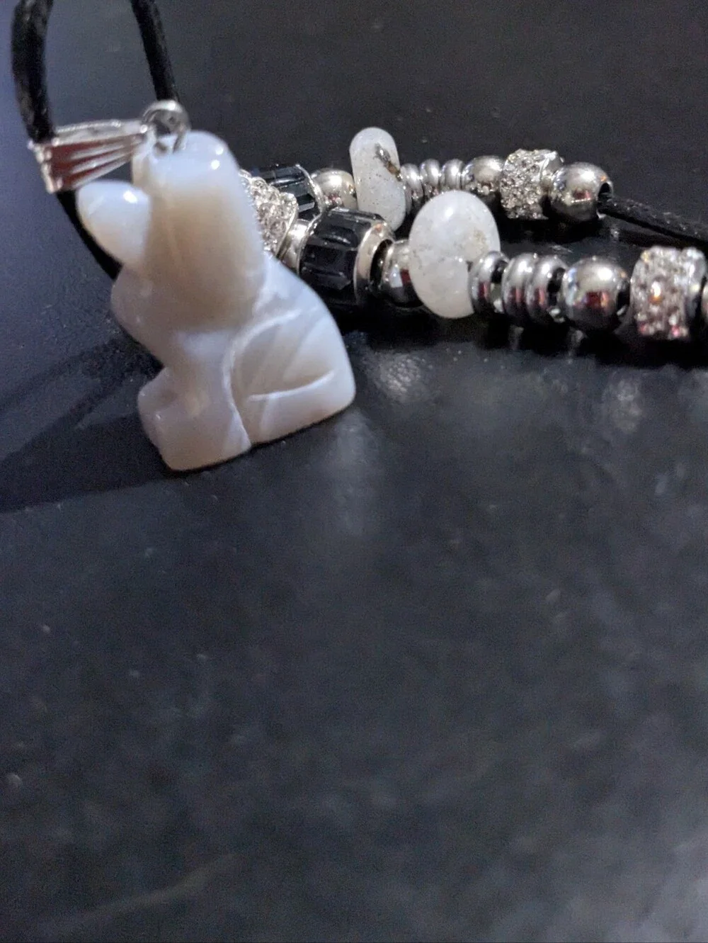 Hand-Carved Natural Gray Agate 