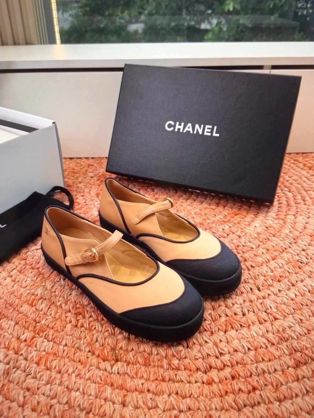 CHANEL brand jane cap