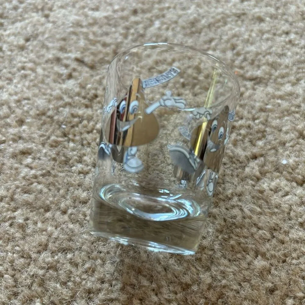 hershey kiss dancing