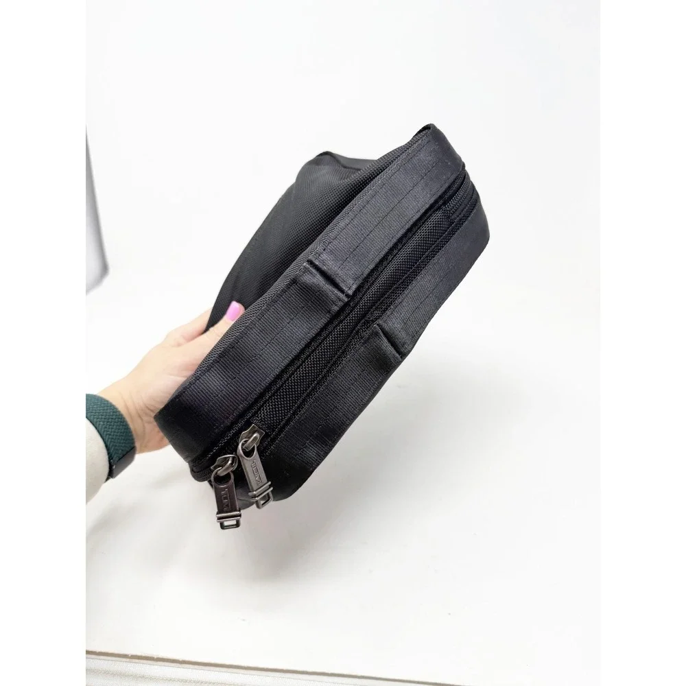 Tumi pre owned