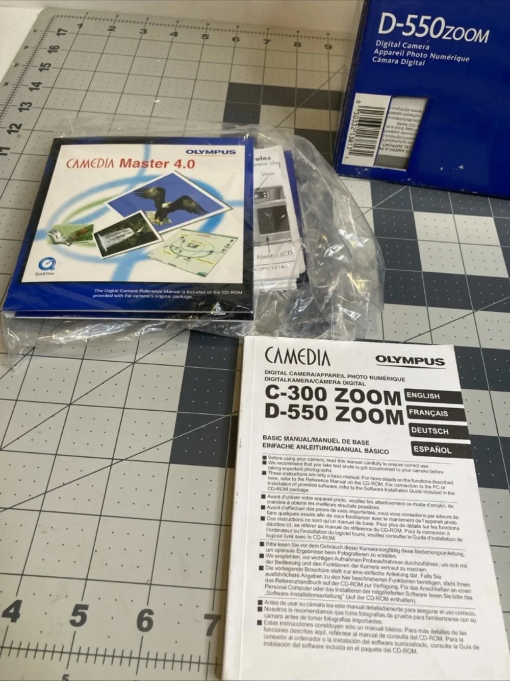 Olympus CAMEDIA D-550 Zoom 3.0MP Digital Camera Untested