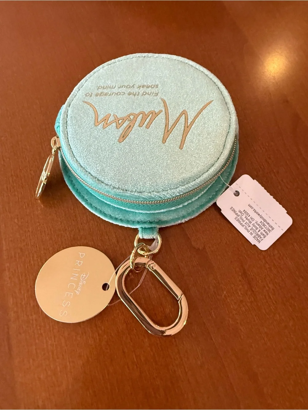 Bath & Body Works round velvet