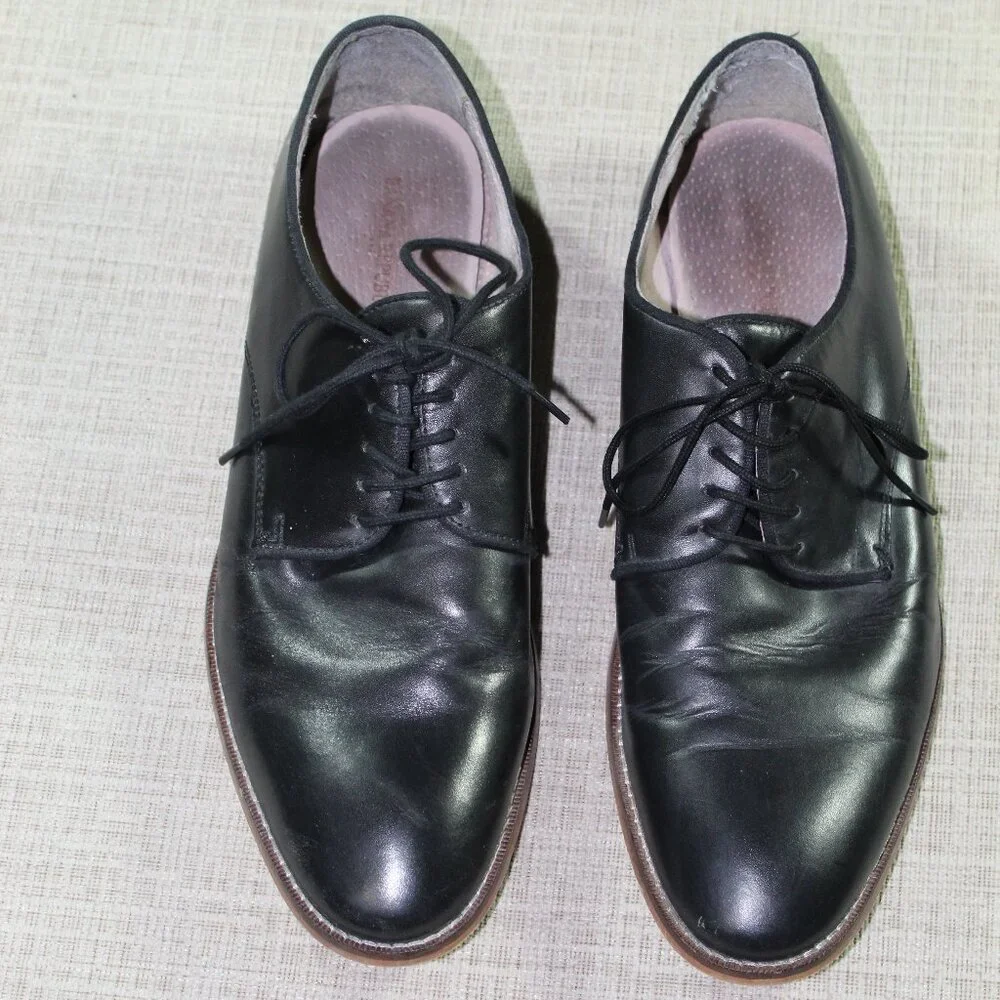 Banana Republic clean classic