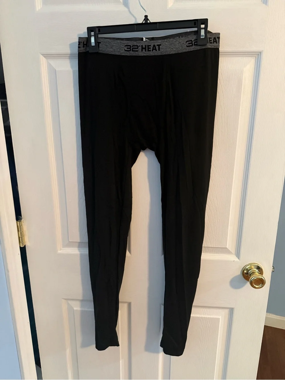 32 Degrees sets pants