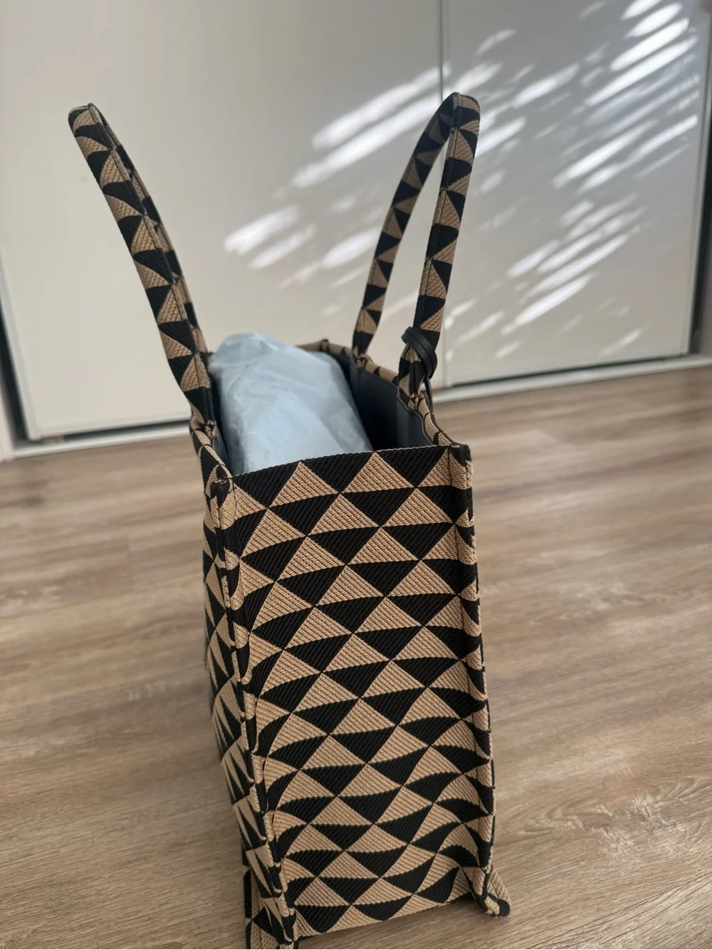 Prada symbole tote