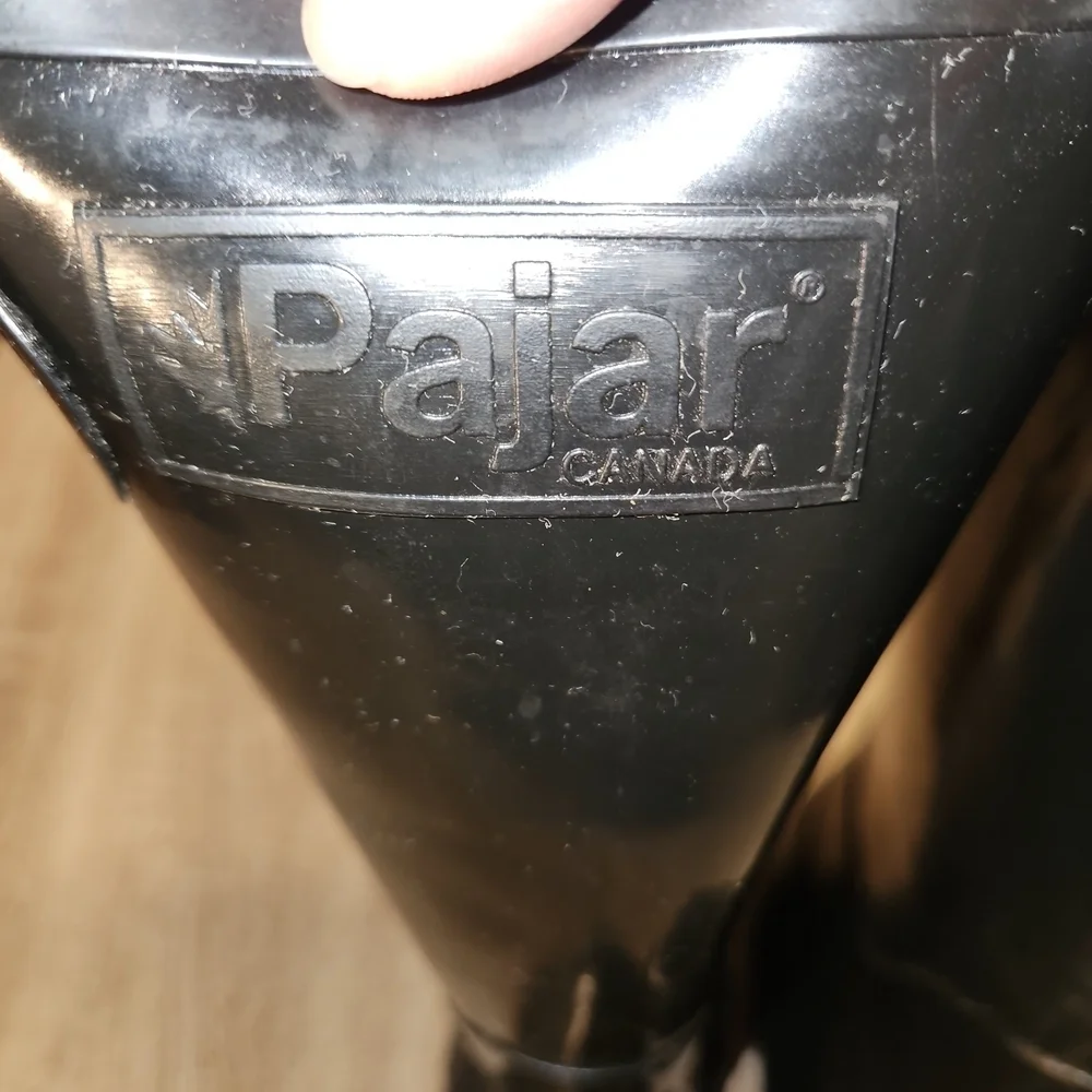 Pajar stylish black