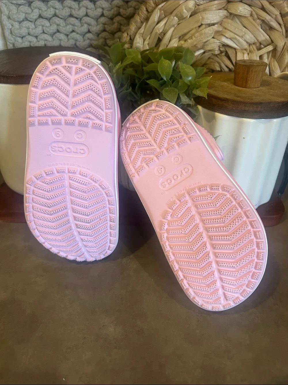 CROCS but new preowned