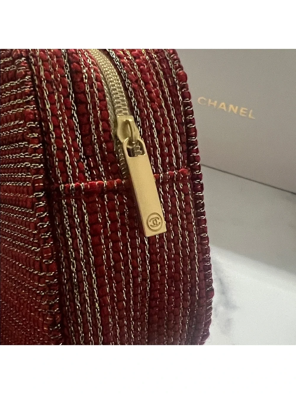 CHANEL 2022 attached