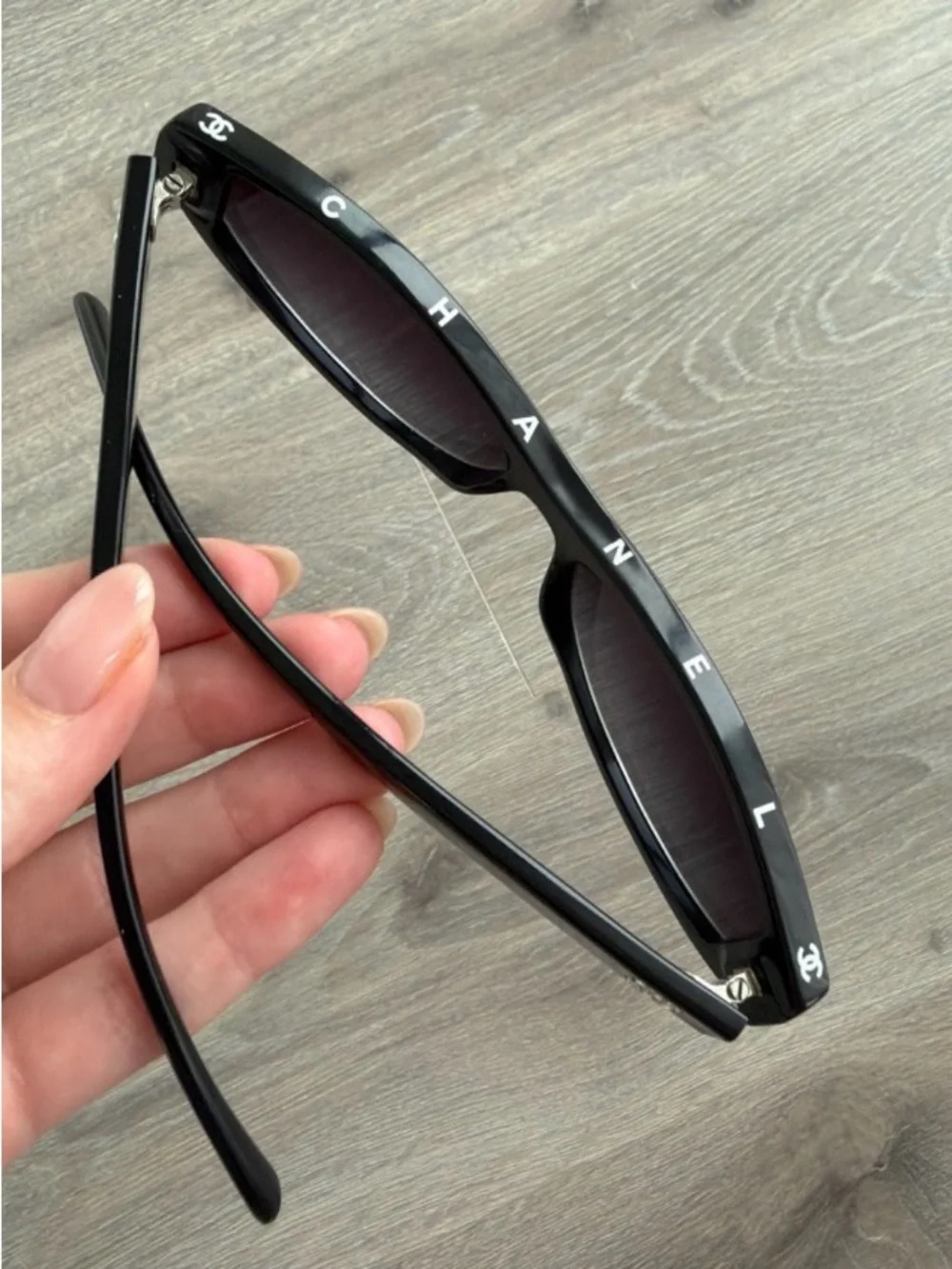 CHANEL 5415 cat