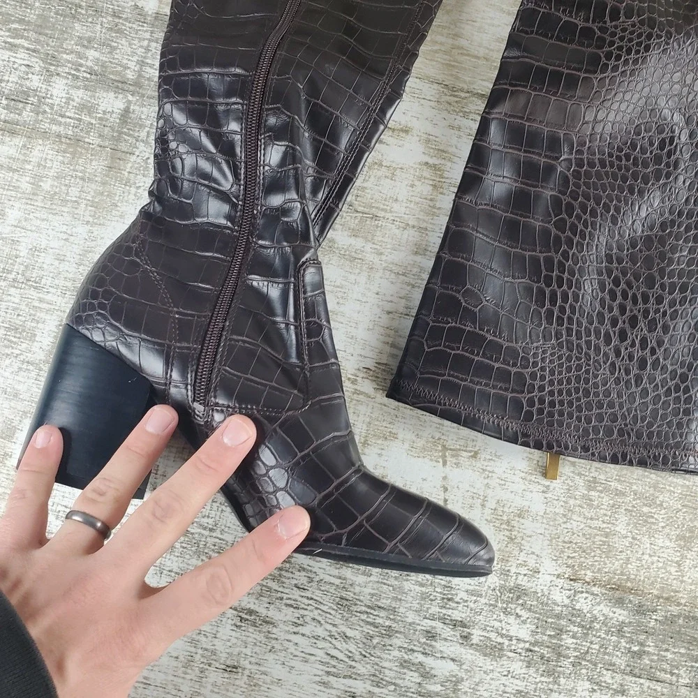 Franco Sarto Talfer Womens Knee-High Boots Sz 7‎ M Brown Croc Print Side Zipper