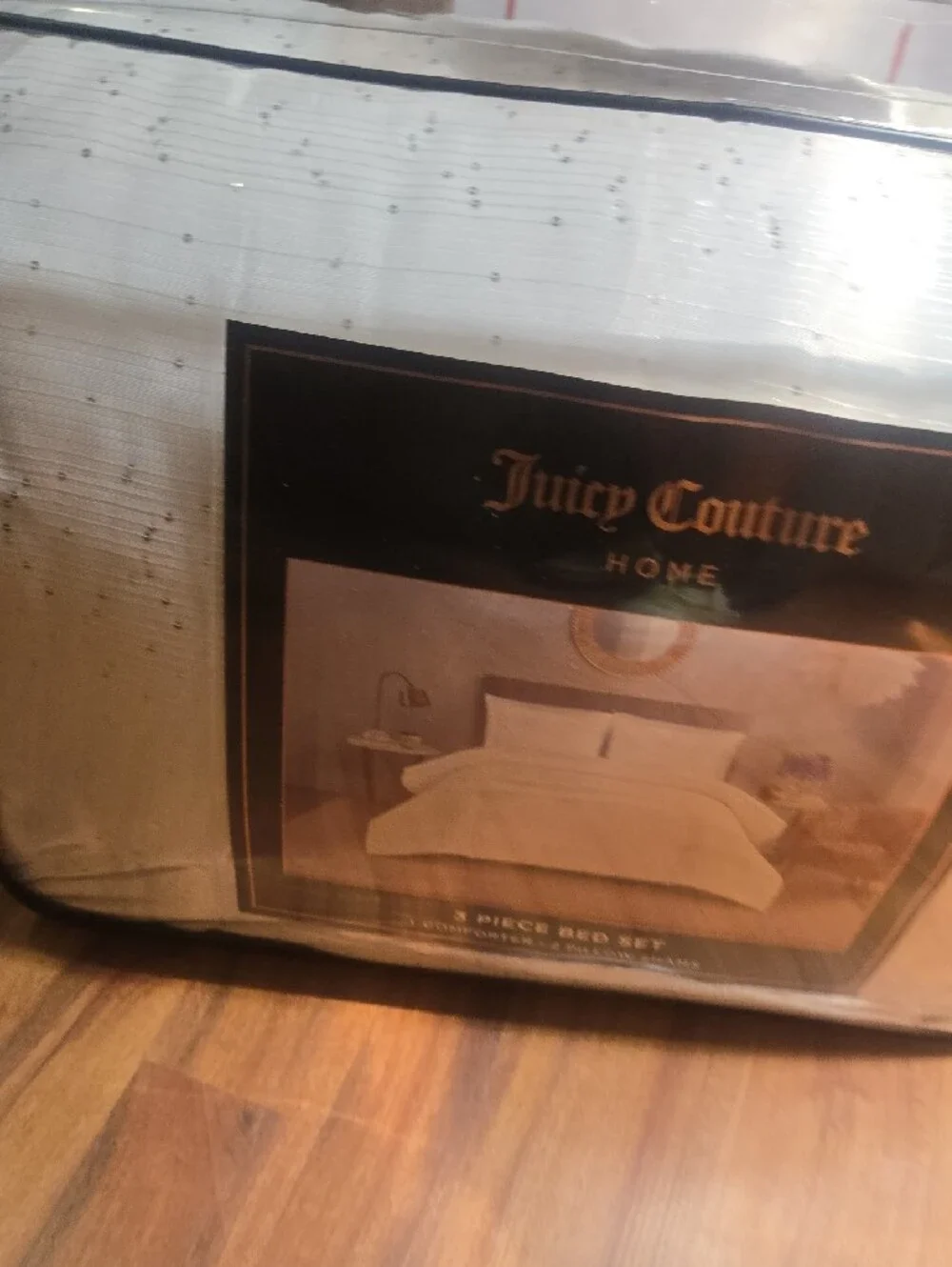 Juicy Couture soft white