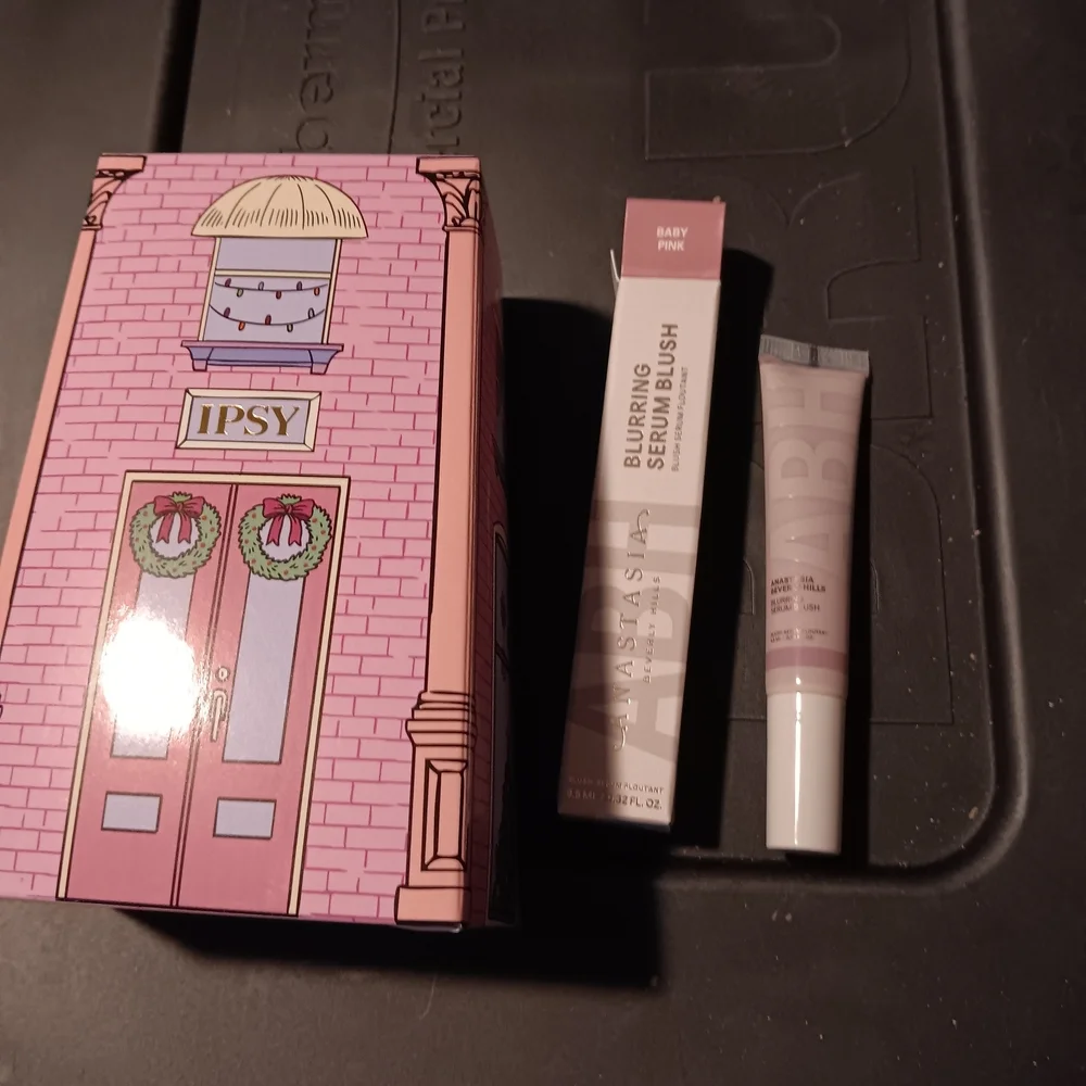 Anastasia Of Beverly Hills  Blurring Serum Blush (Baby Pink) Ispy Orament Box