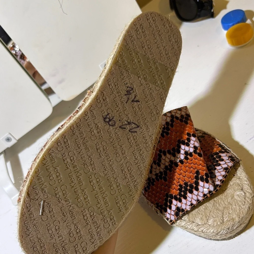 Calvin Klein stylish espadrille