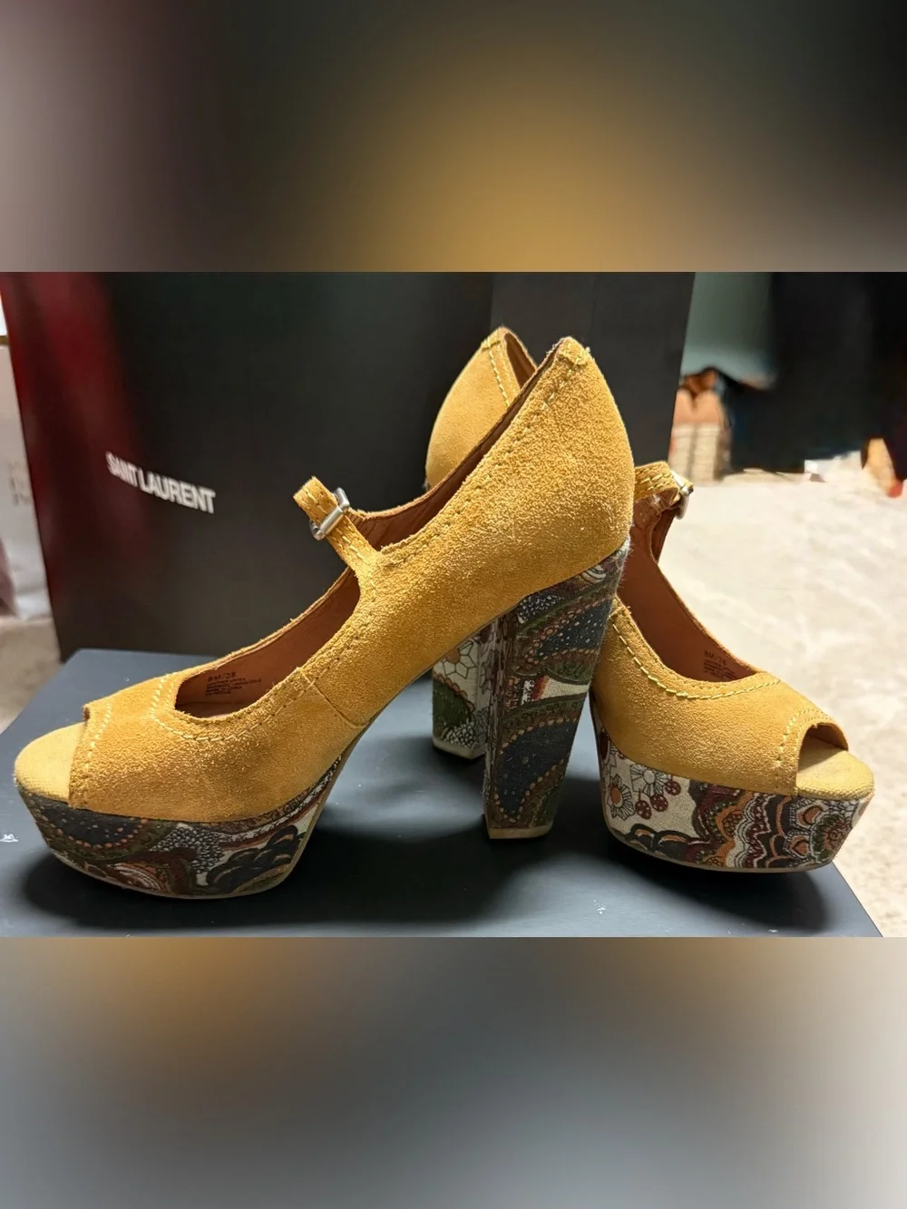 Lucky Brand elegant mustard