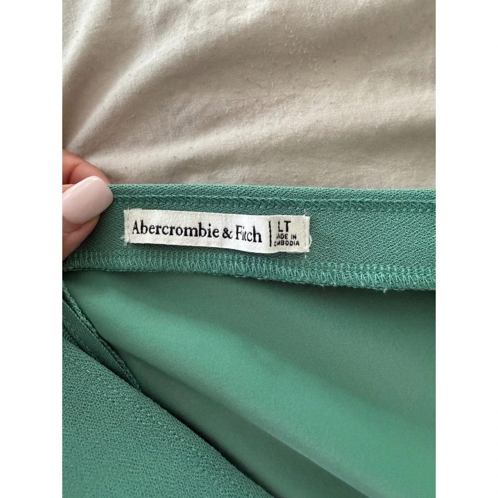 Abercrombie & Fitch elegant halter
