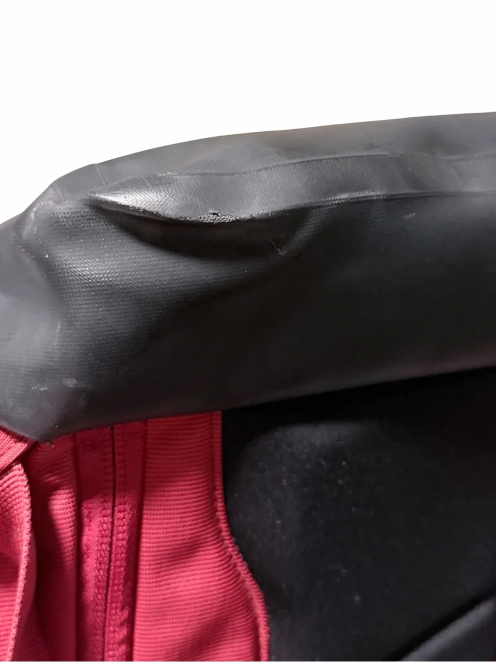 THULE Paramount 24L Backpack Red Feather