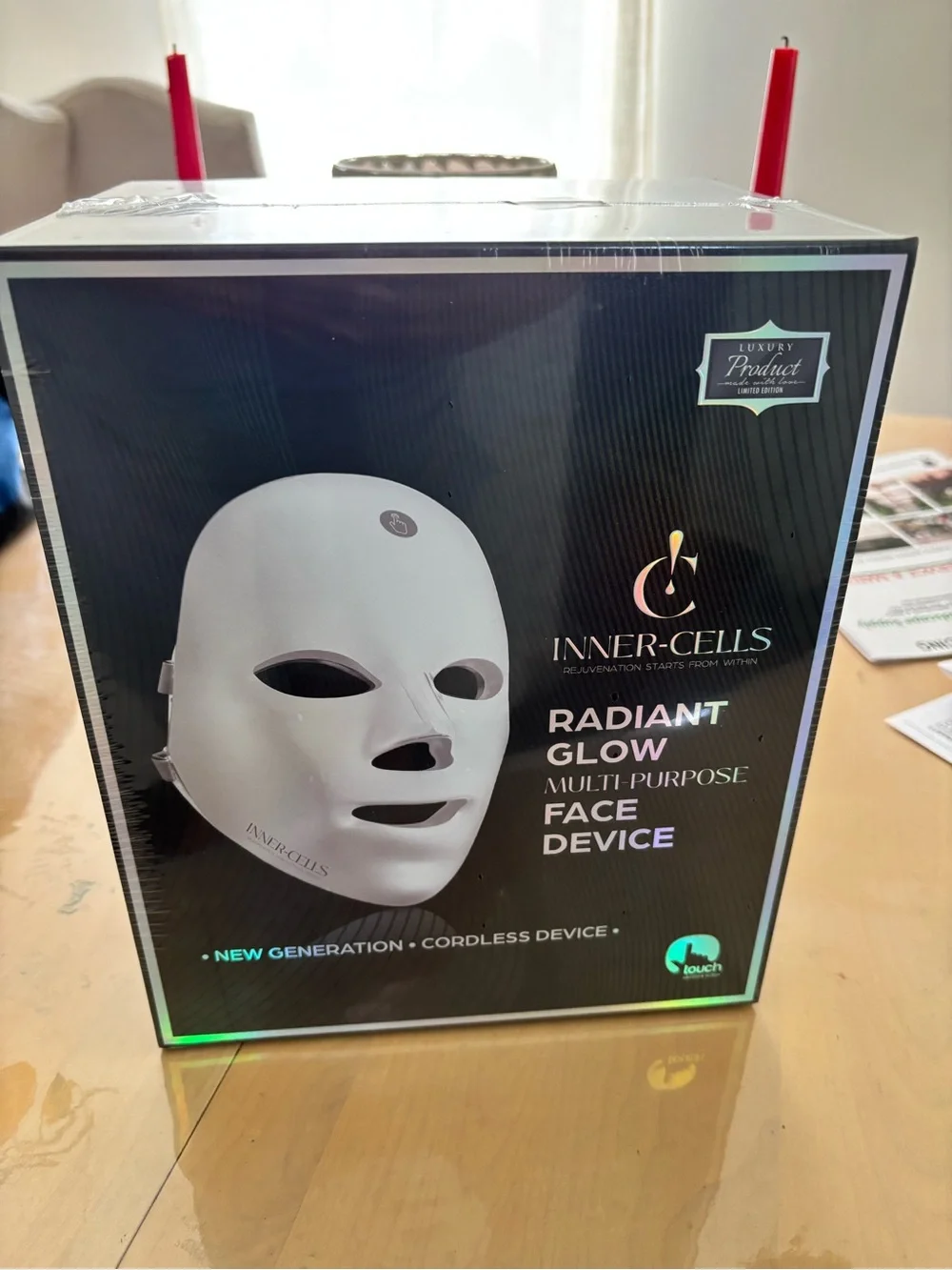 Radiant Glow White Multi-Purpose Face Mask Device