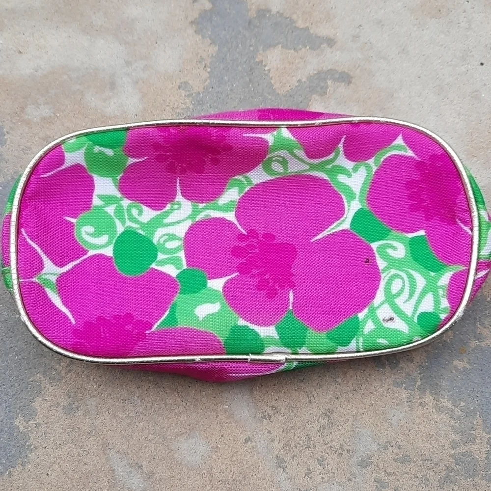 Lilly Pulitzer x Estee Lauder pink floral makeup bag
