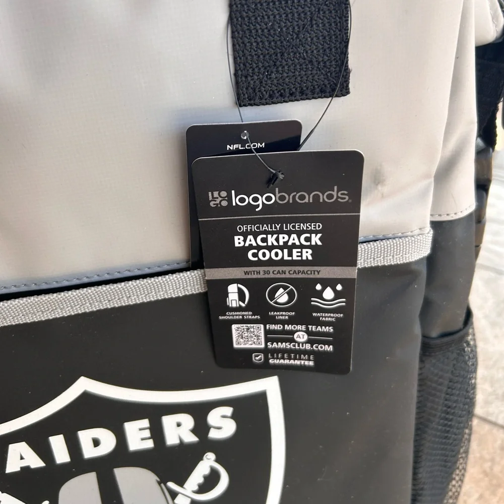 N/A nwt raiders