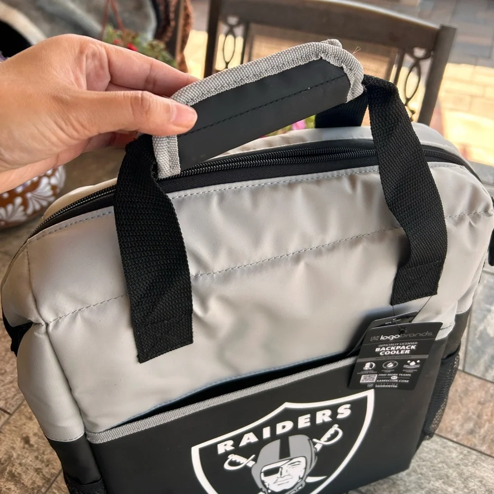 N/A nwt raiders