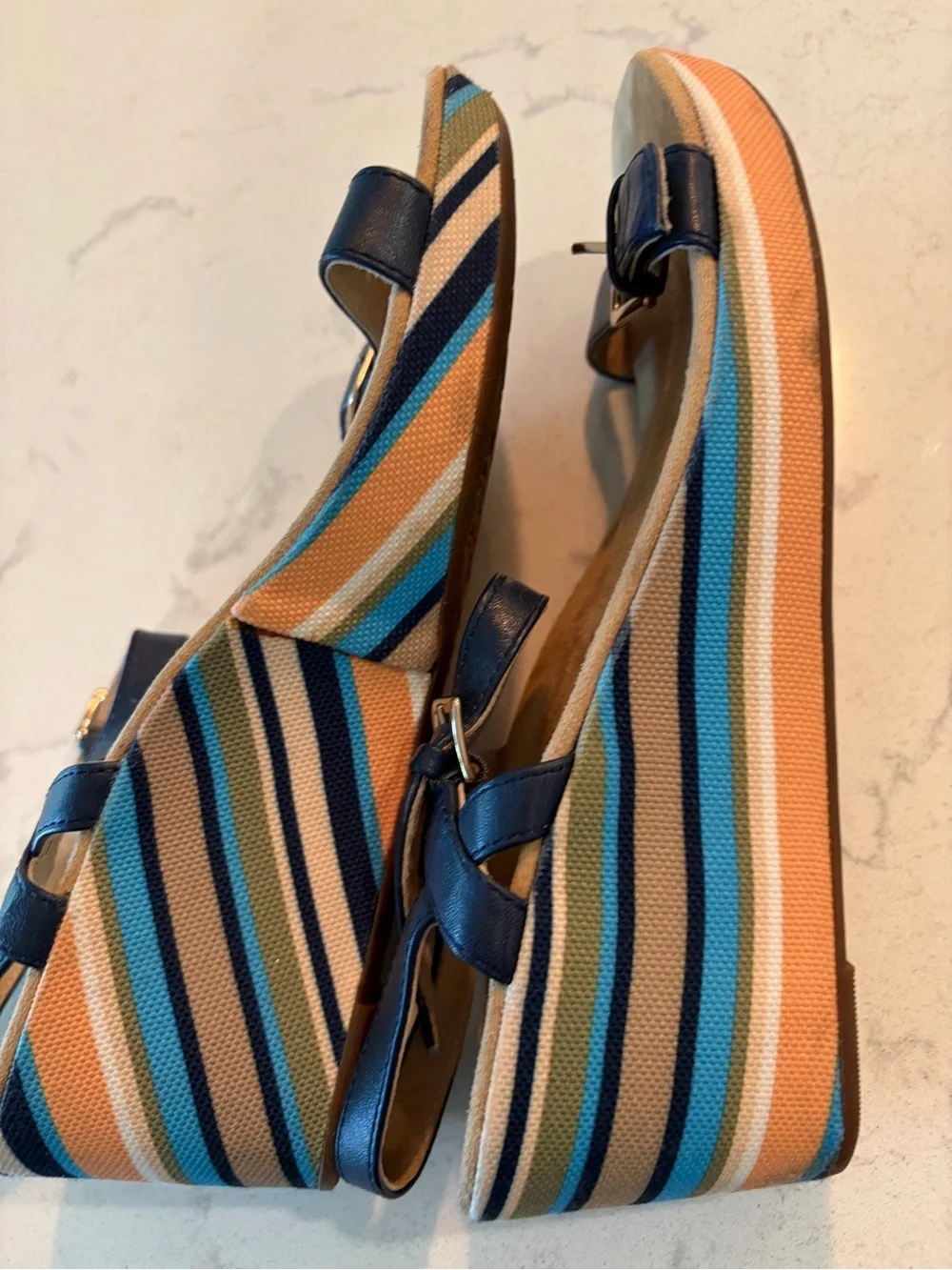 Vionic colorful striped