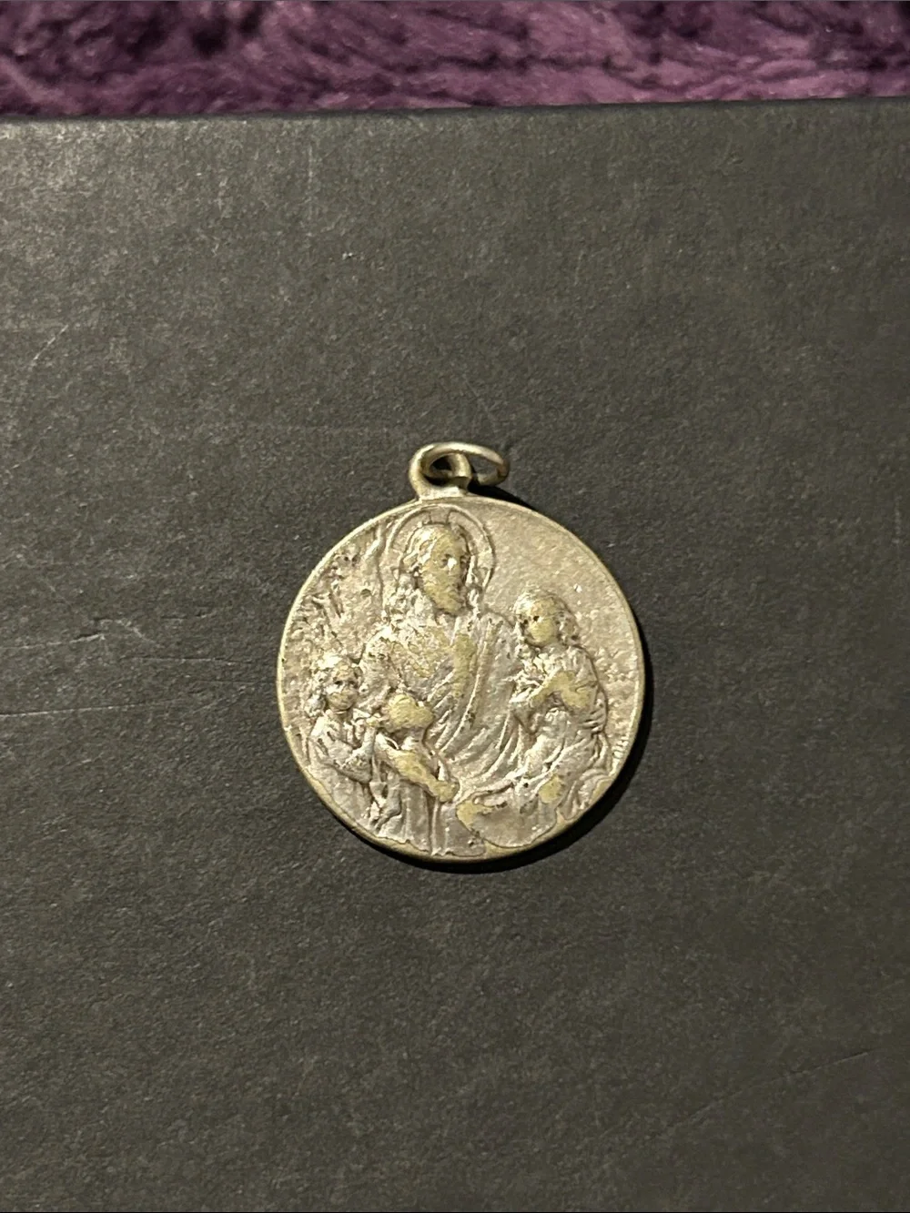 Religious Jesus and Children Round Medal Pendant in Antique Silver Tone