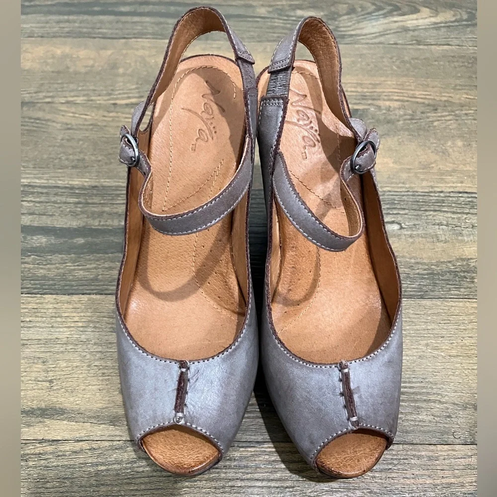 Naya Brown Leather Maeve Platform‎ Sandals Sz. 9