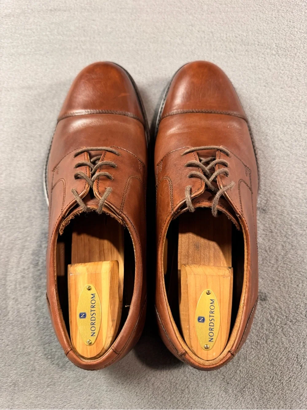 Johnston & Murphy polished cap