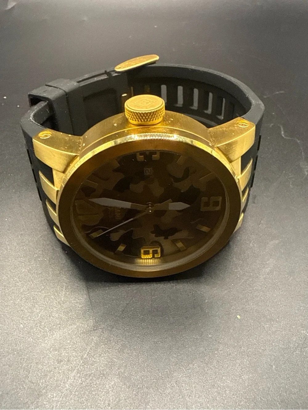 Invicta dna watch